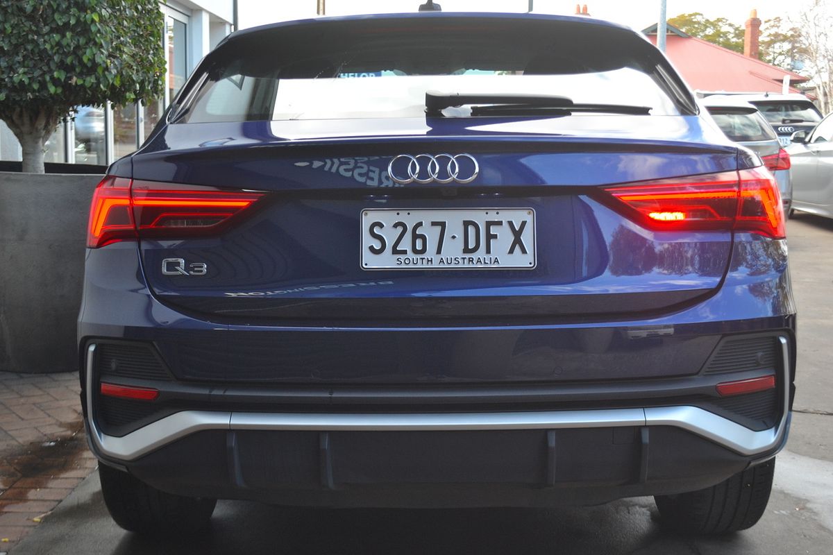 2023 Audi Q3 35 TFSI S line F3