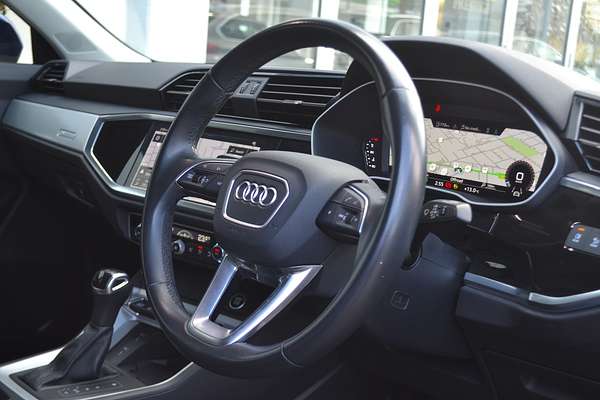 2023 Audi Q3 35 TFSI S line F3