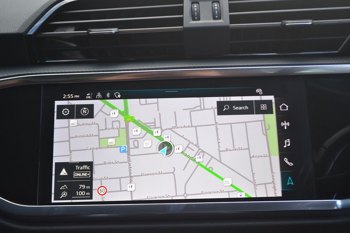 2023 Audi Q3 35 TFSI S line F3