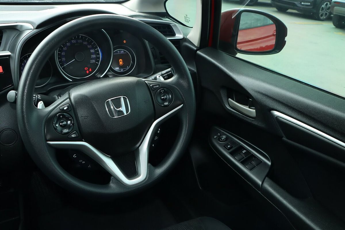 2015 Honda Jazz VTi GF