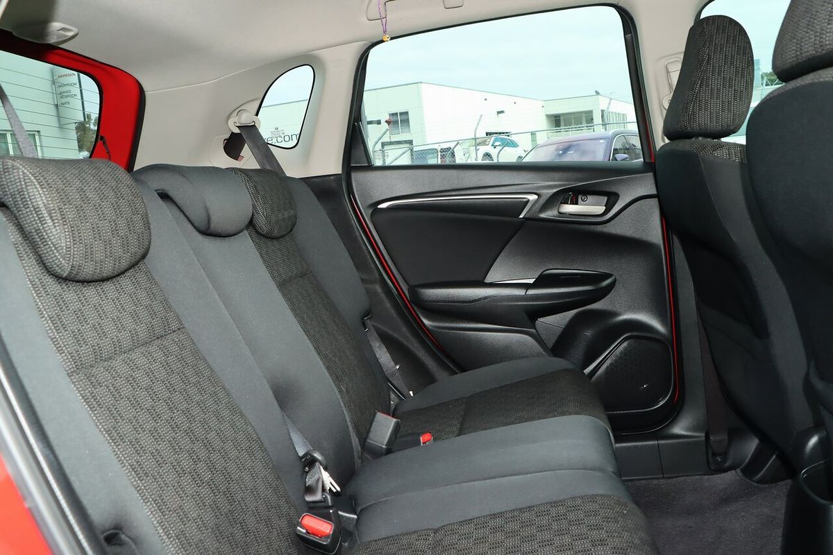 2015 Honda Jazz VTi GF