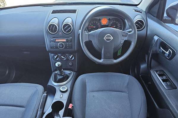 2010 Nissan Dualis ST J10