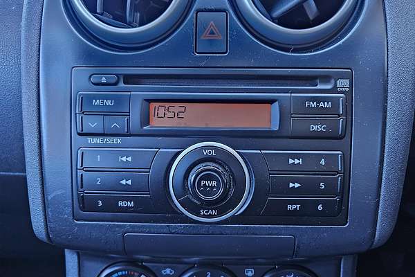 2010 Nissan Dualis ST J10