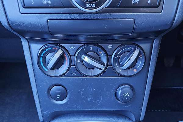 2010 Nissan Dualis ST J10