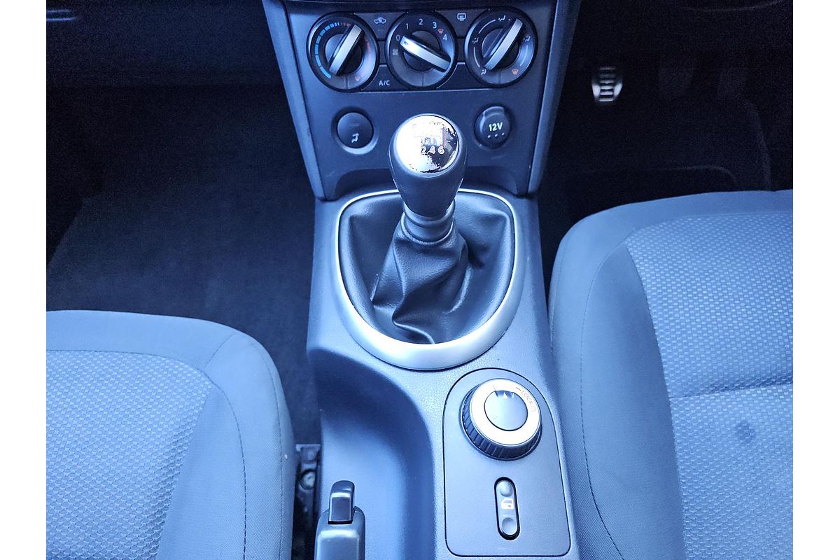 2010 Nissan Dualis ST J10