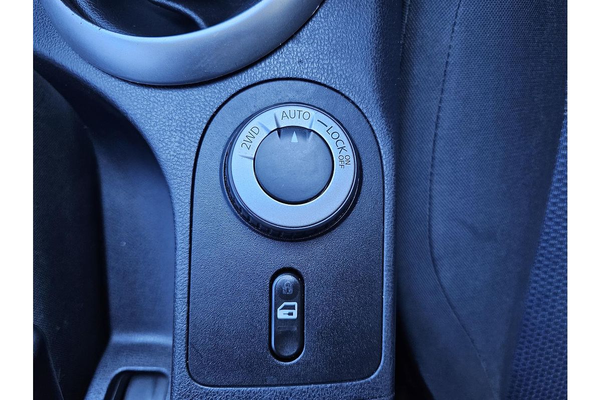 2010 Nissan Dualis ST J10