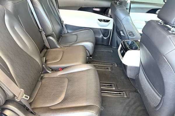 2022 Kia Carnival PLATINUM KA4 MY22