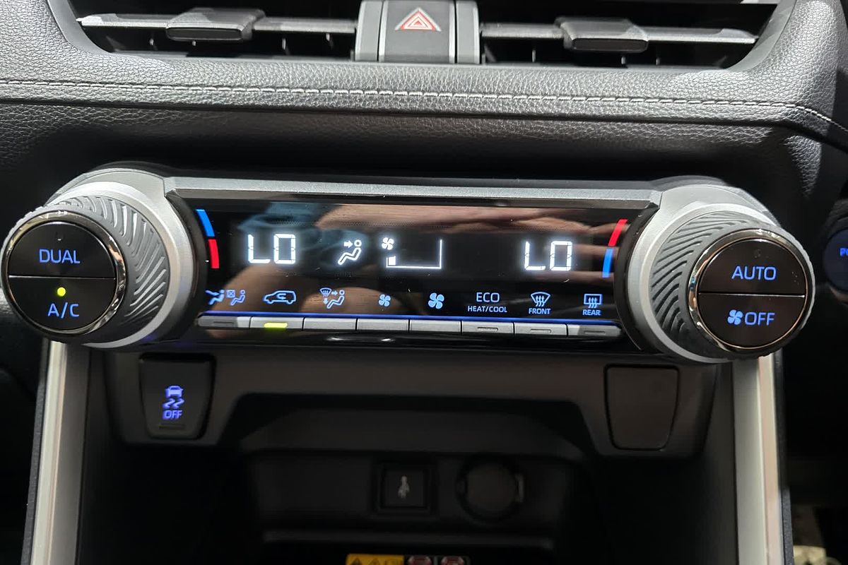 2022 Toyota RAV4 GXL AXAH52R