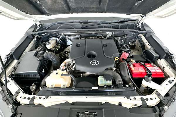 2021 Toyota Hilux SR GUN126R 4X4
