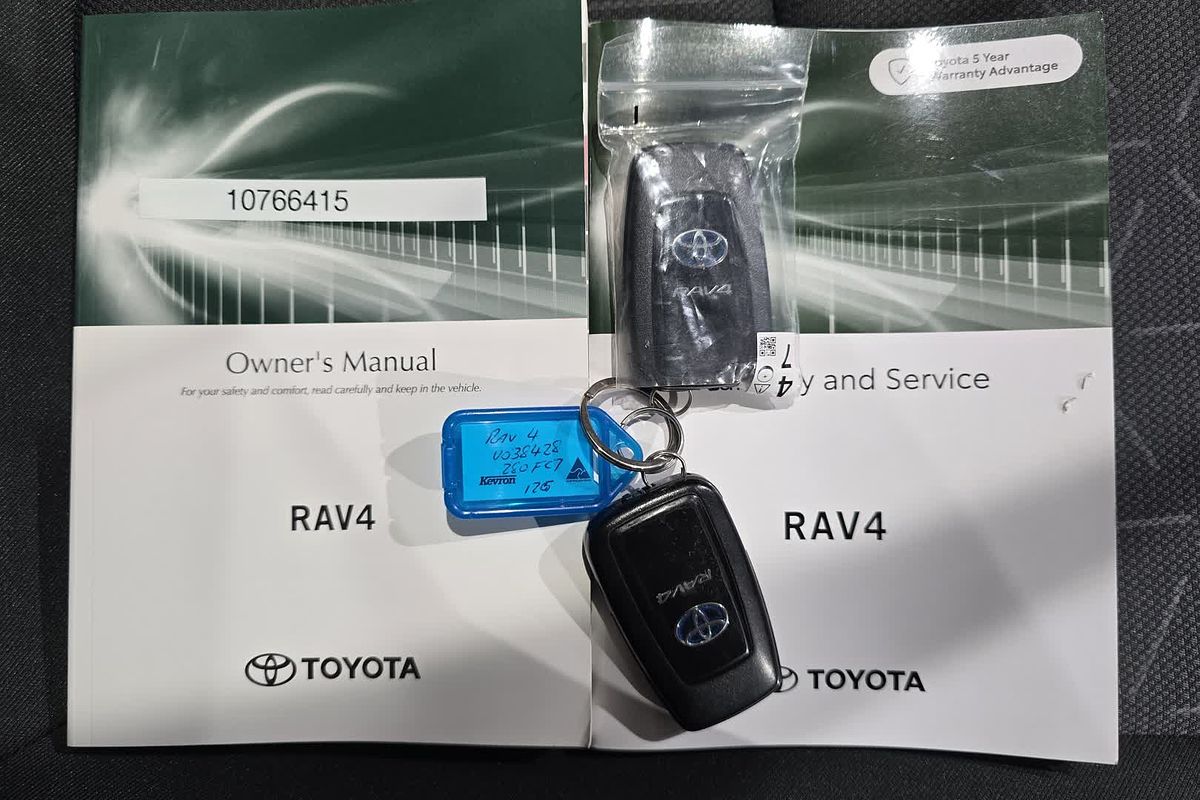 2022 Toyota RAV4 GXL AXAH52R