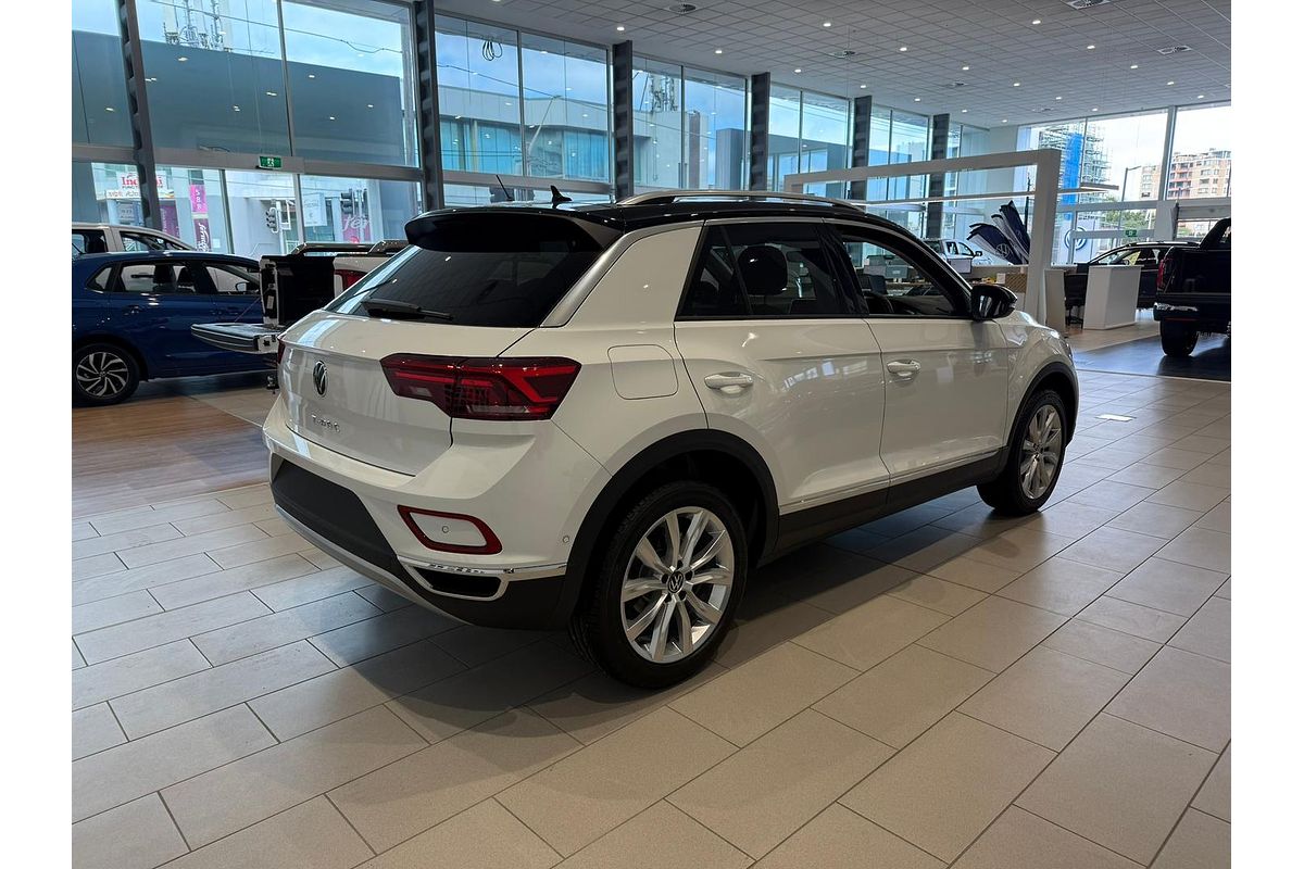 2025 Volkswagen T-Roc 110TSI Style D11