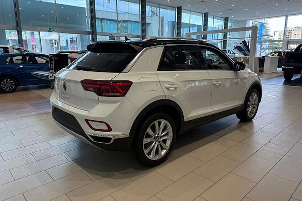 2025 Volkswagen T-Roc 110TSI Style D11