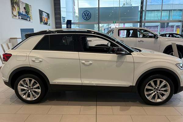 2025 Volkswagen T-Roc 110TSI Style D11