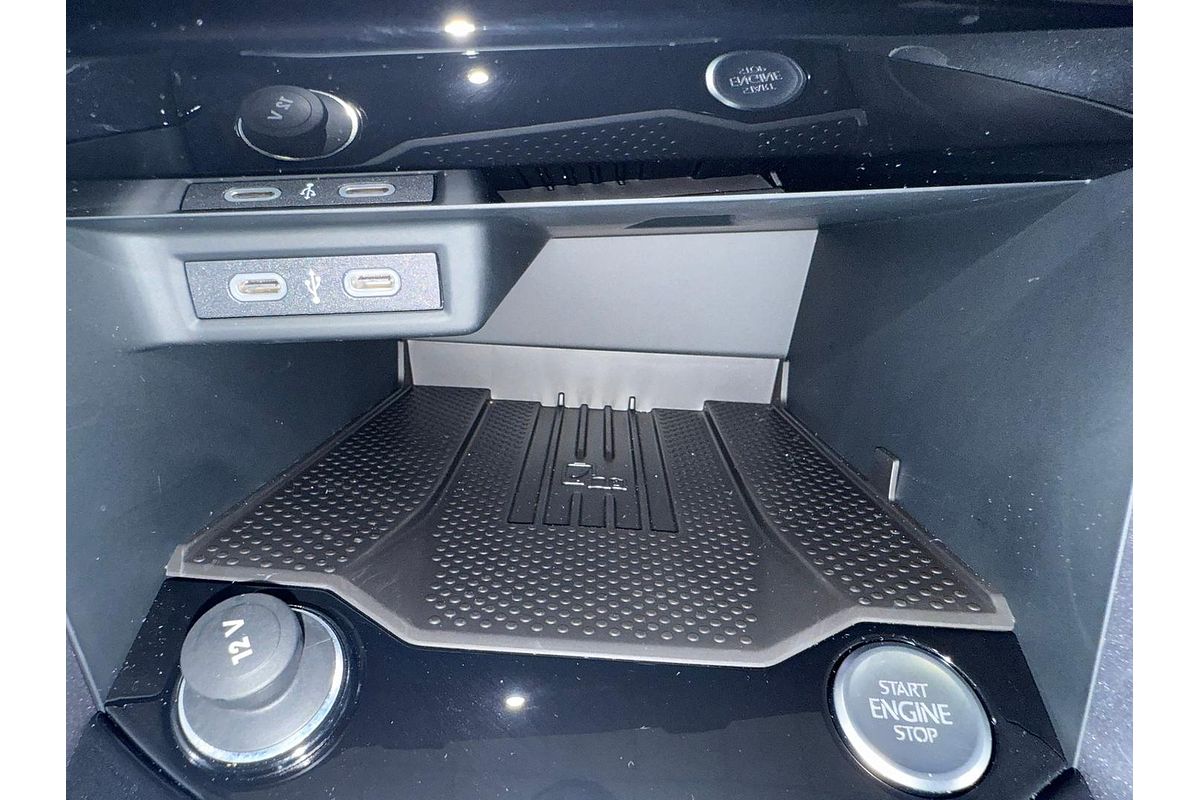 2025 Volkswagen T-Roc 110TSI Style D11
