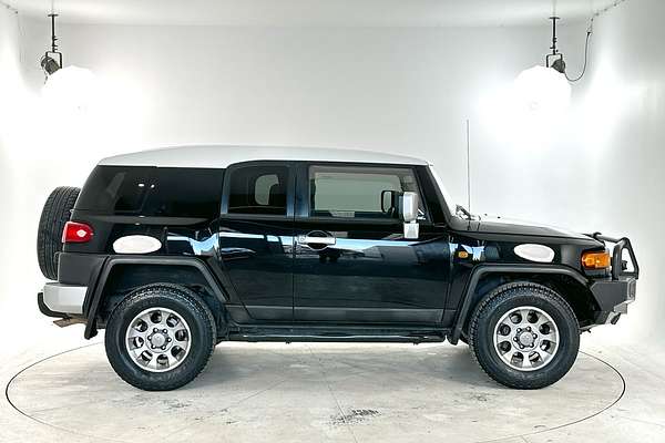 2013 Toyota FJ Cruiser GSJ15R