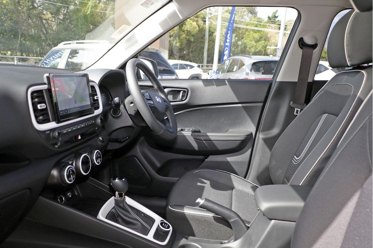2025 Hyundai Venue Elite QX.V5