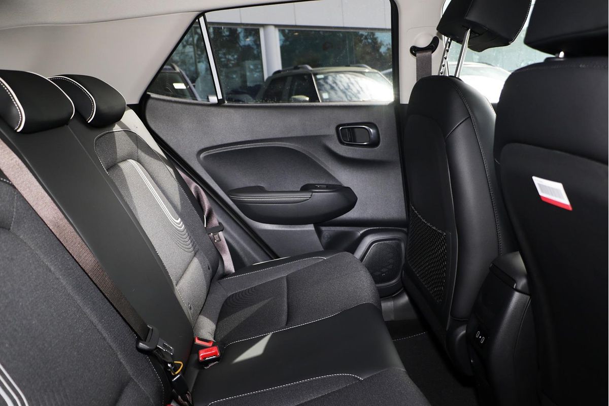 2025 Hyundai Venue Elite QX.V5