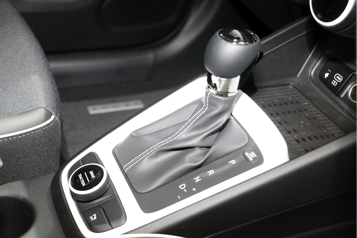 2025 Hyundai Venue Elite QX.V5