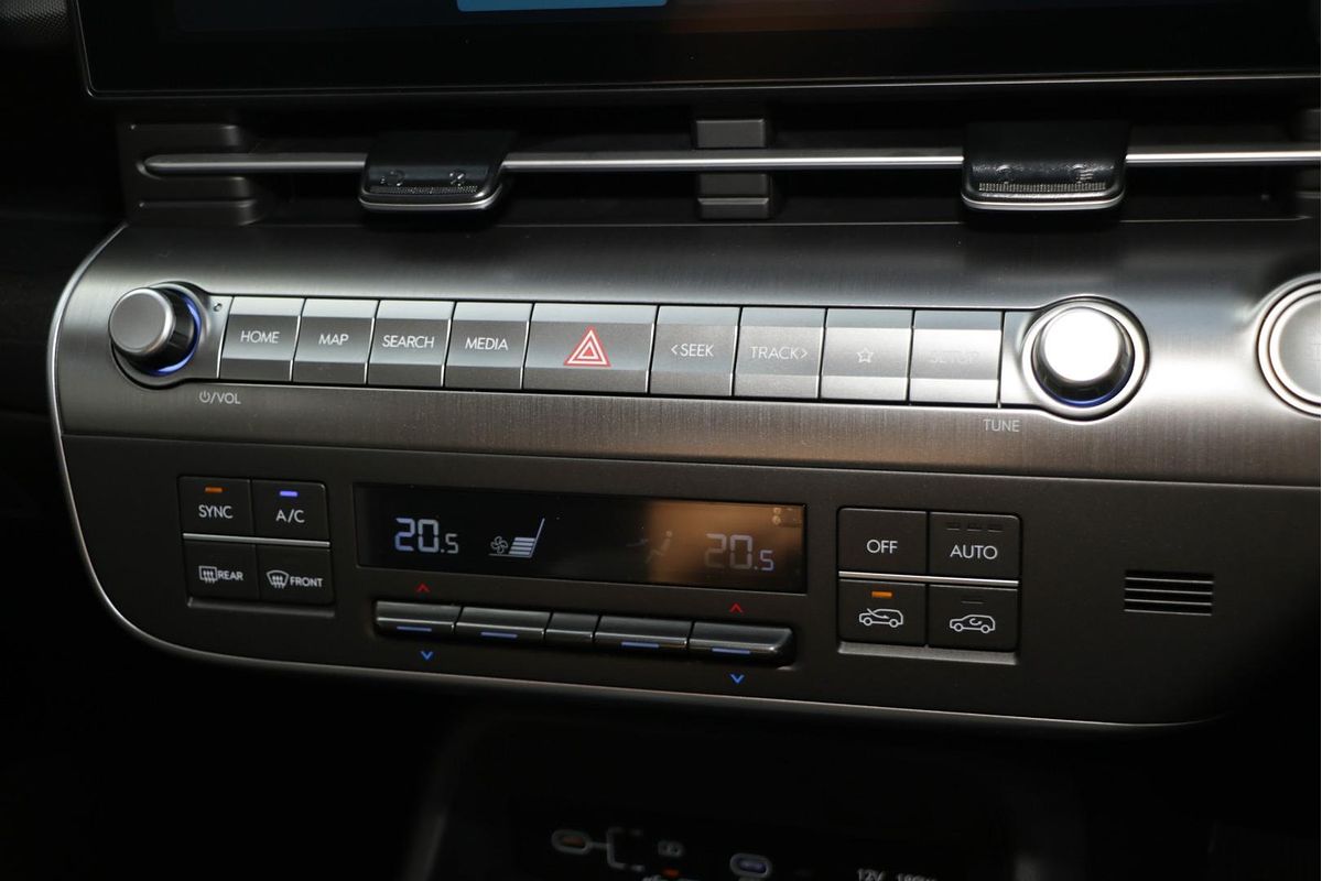 2025 Hyundai Kona  SX2.V3