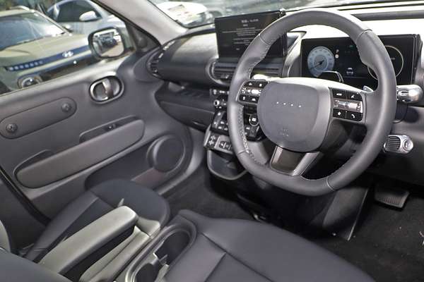 2025 Hyundai INSTER Cross AX.V1