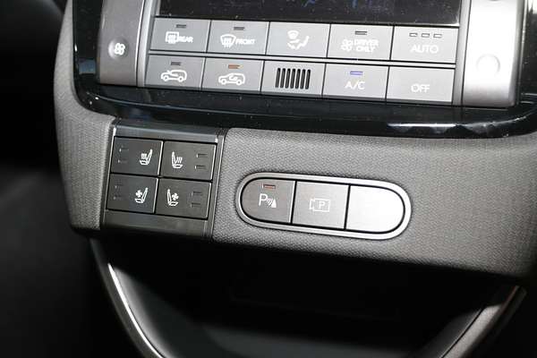 2025 Hyundai INSTER Cross AX.V1