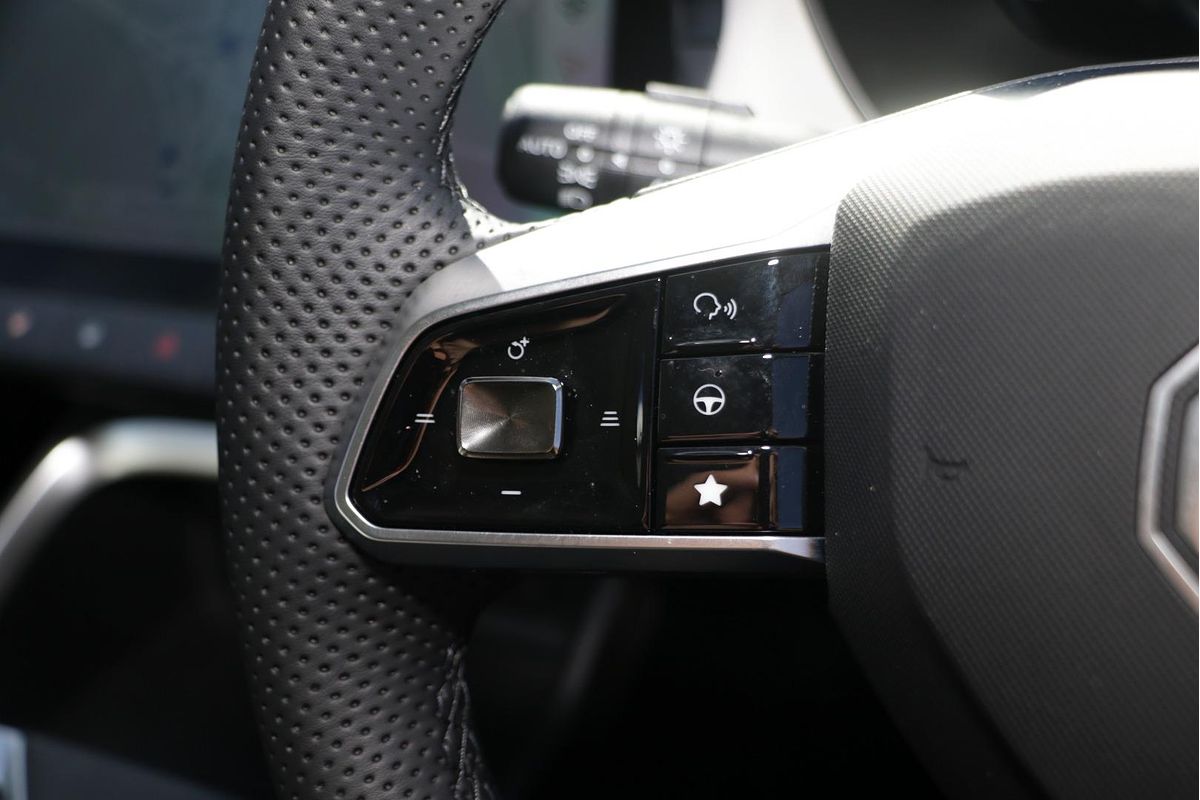 2025 MG ZS Essence Hybrid+ ZS32