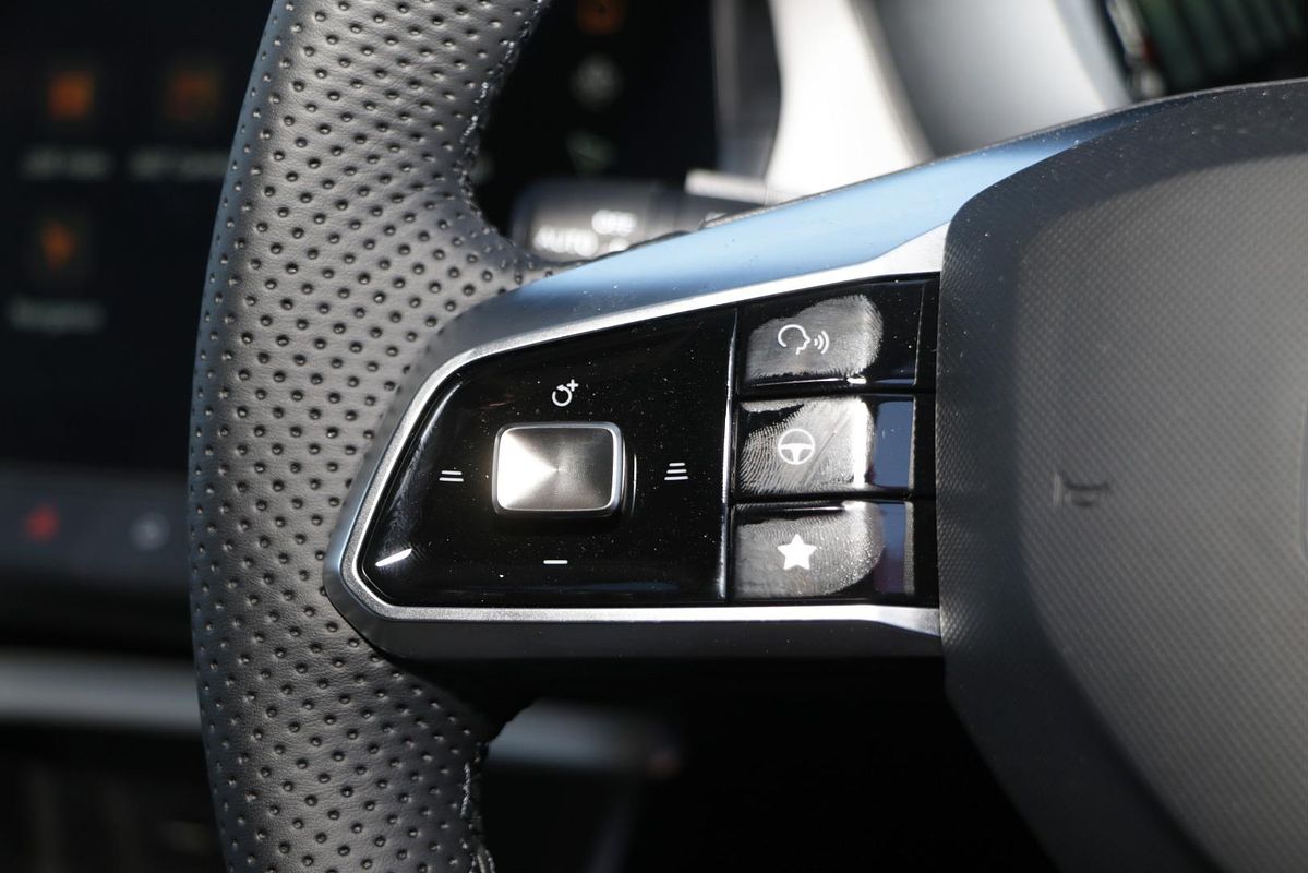 2025 MG ZS Essence Hybrid+ ZS32