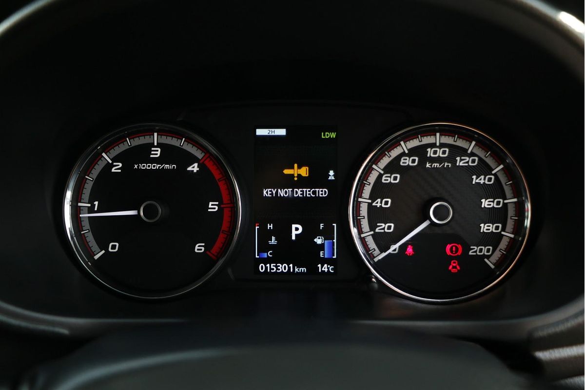 2021 Mitsubishi Triton GSR MR 4X4