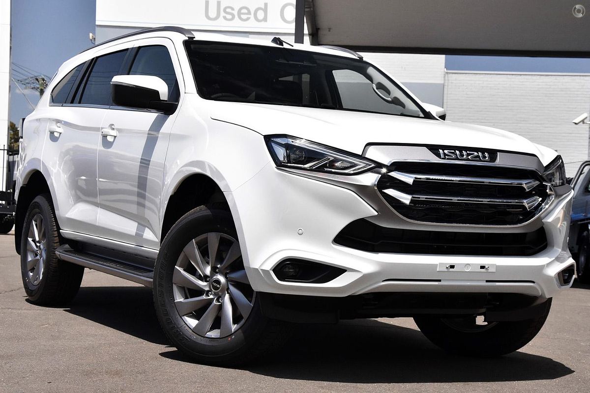 2022 Isuzu MU-X LS-U