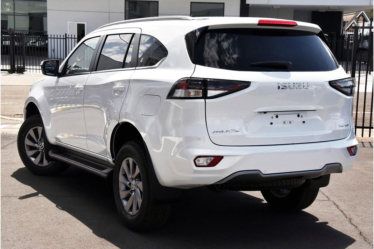 2022 Isuzu MU-X LS-U