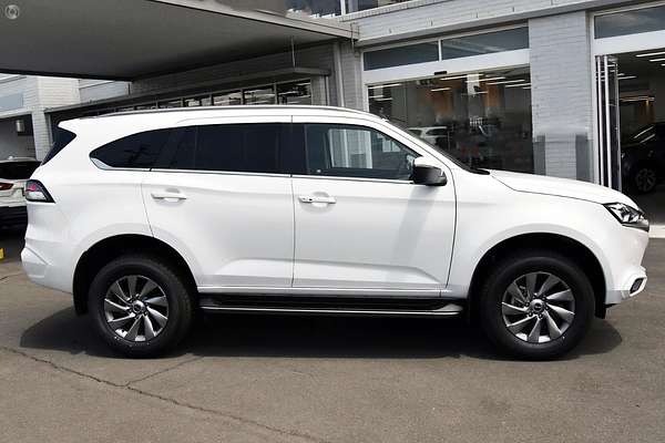 2022 Isuzu MU-X LS-U