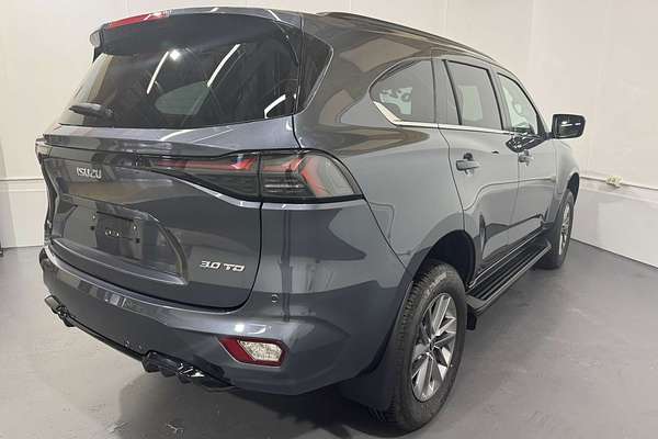 2025 Isuzu MU-X LS-U