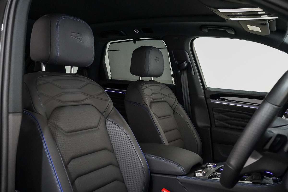2024 Volkswagen Touareg R RC