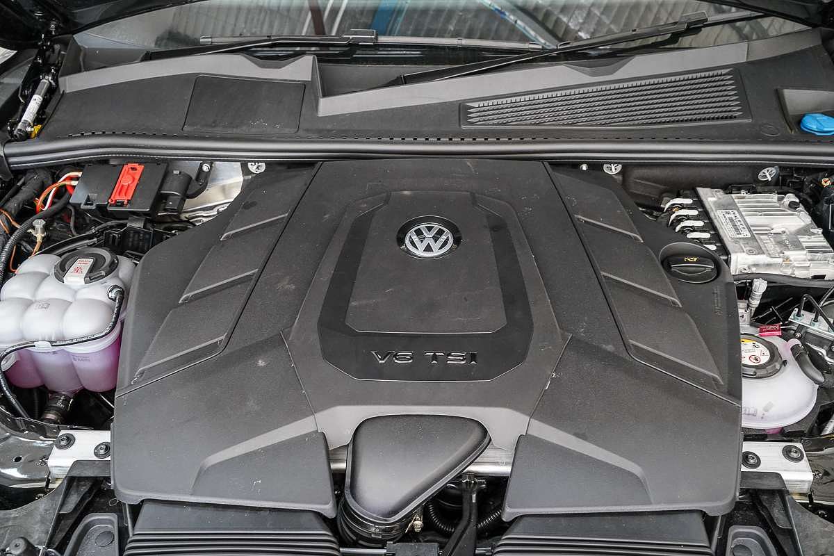 2024 Volkswagen Touareg R RC