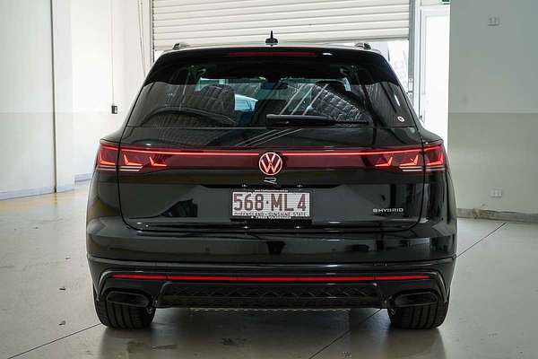 2024 Volkswagen Touareg R RC