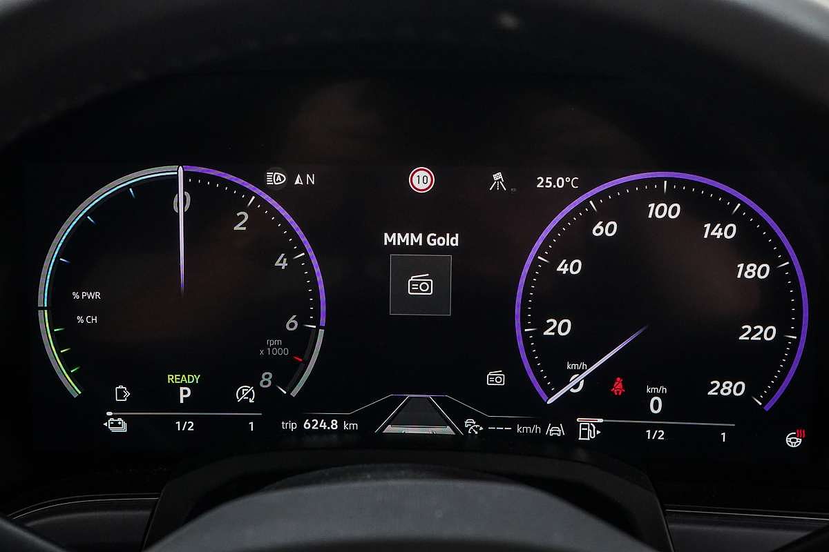 2024 Volkswagen Touareg R RC