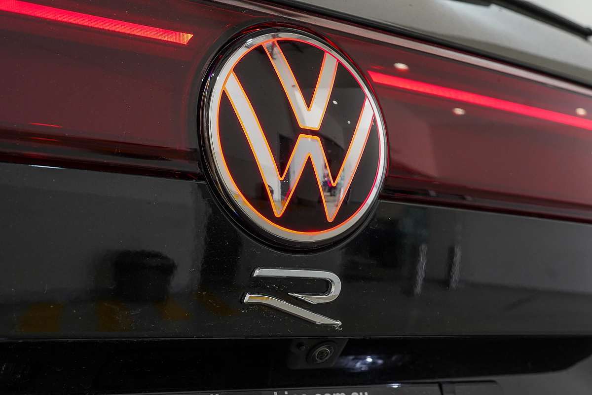 2024 Volkswagen Touareg R RC