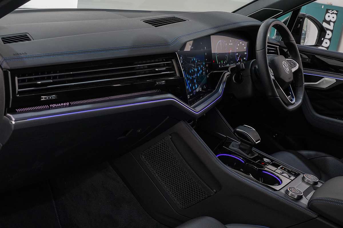 2024 Volkswagen Touareg R RC