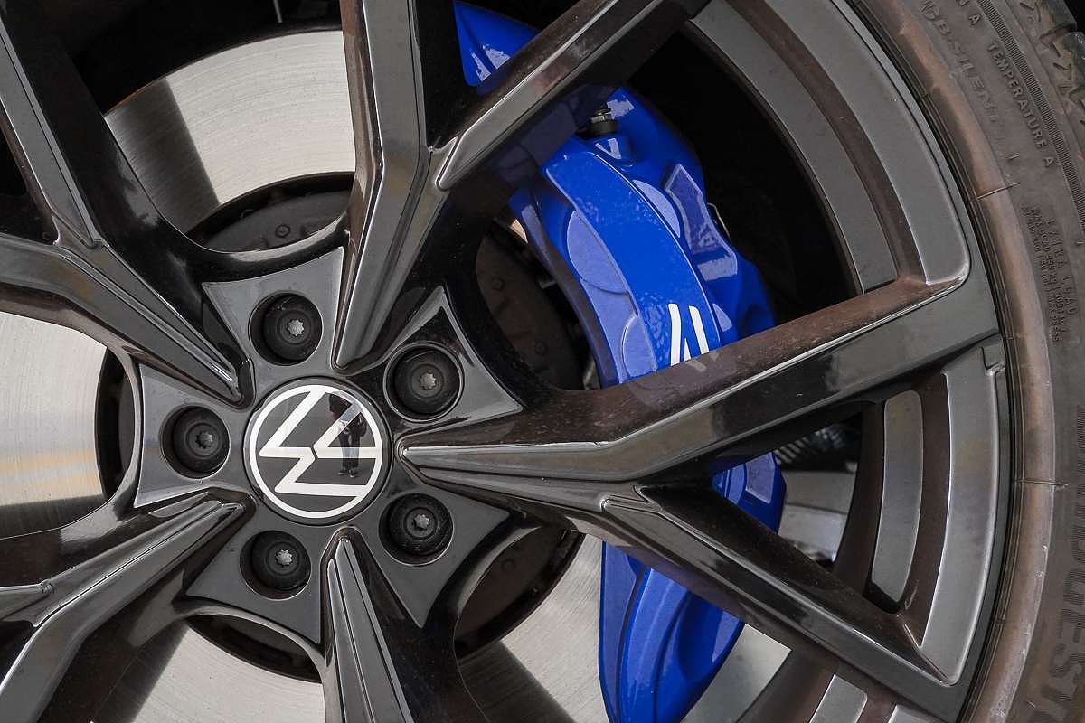 2024 Volkswagen Touareg R RC