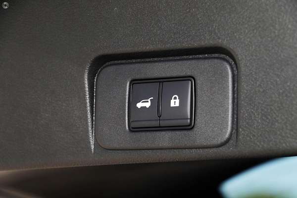 2025 Nissan X-TRAIL Ti T33