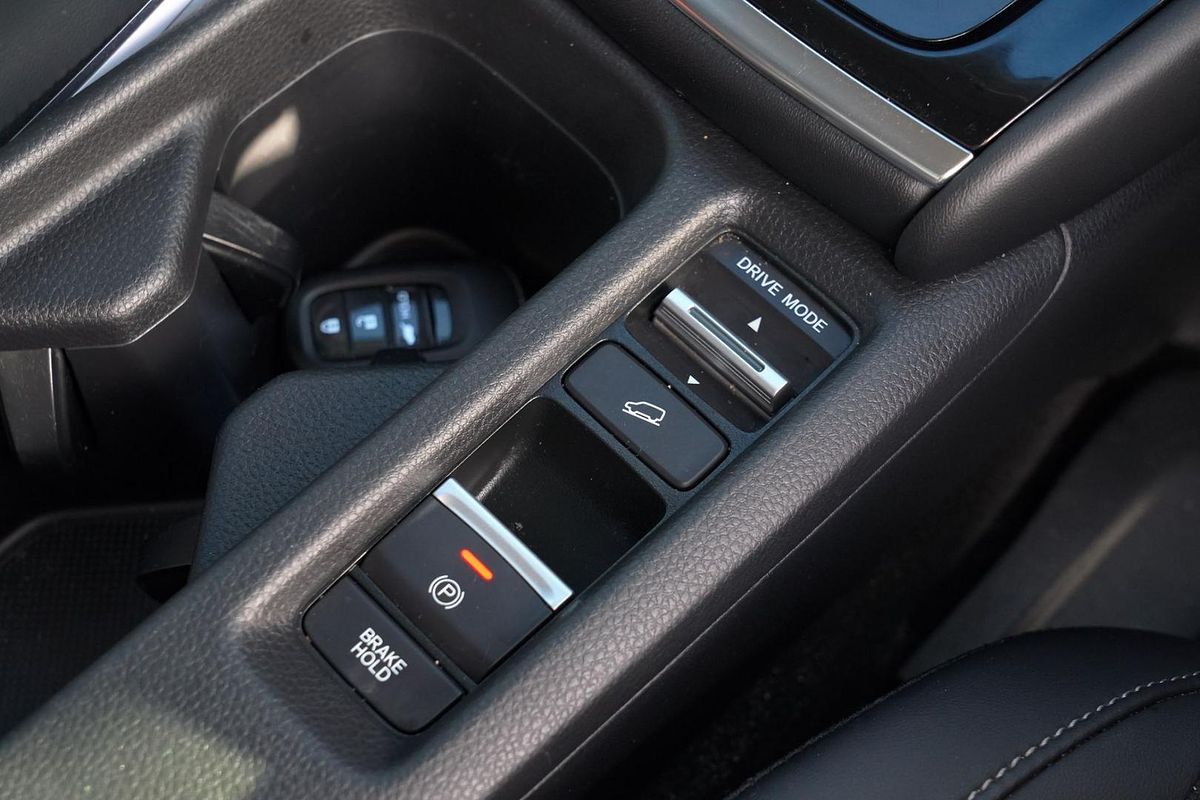 2024 Honda HR-V e:HEV L