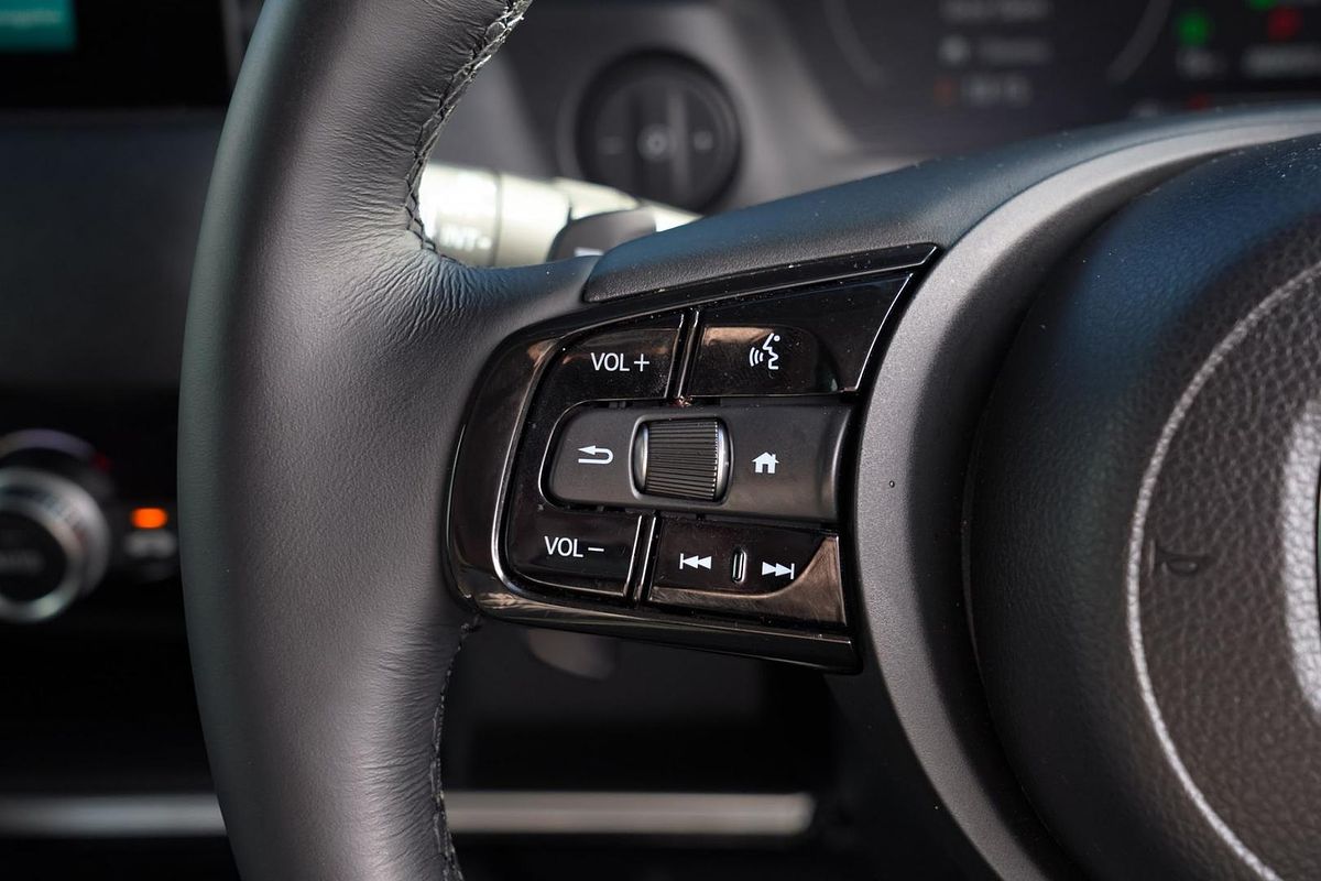 2024 Honda HR-V e:HEV L