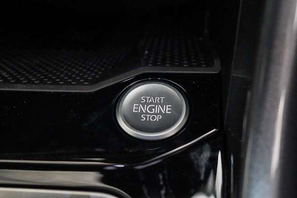 2025 Volkswagen T-Roc 110TSI Style D11