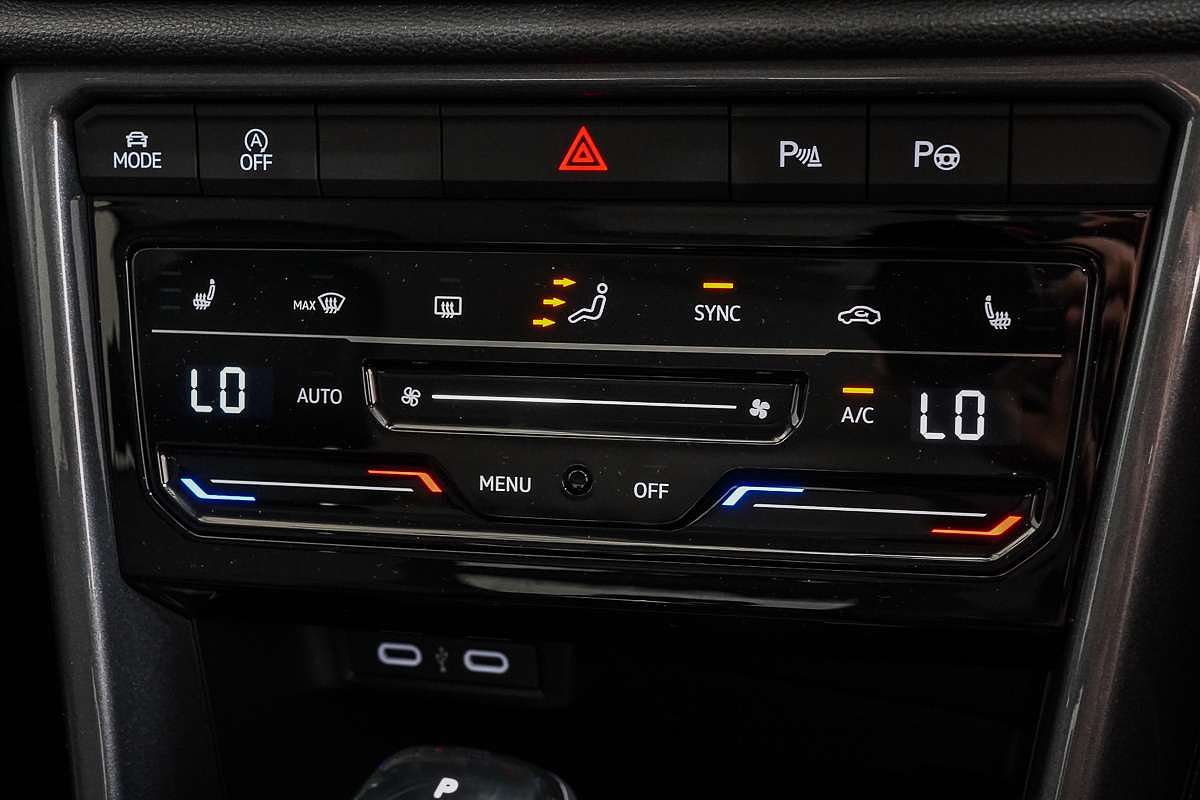 2025 Volkswagen T-Roc 110TSI Style D11