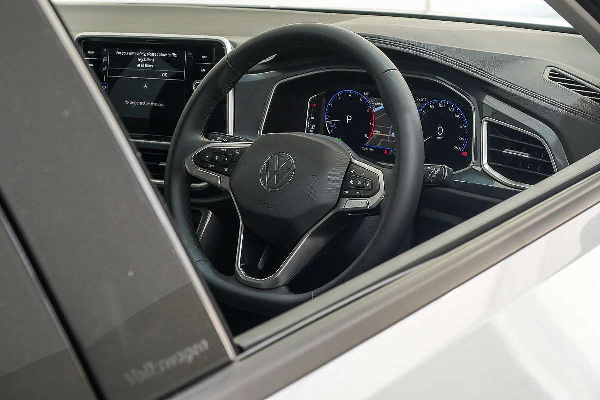 2025 Volkswagen T-Roc 110TSI Style D11
