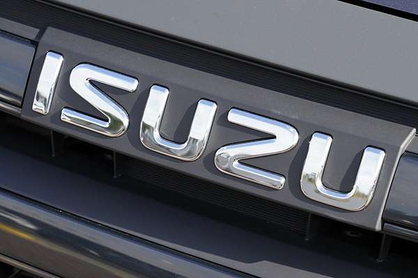 2025 Isuzu D-MAX SX High Ride Rear Wheel Drive