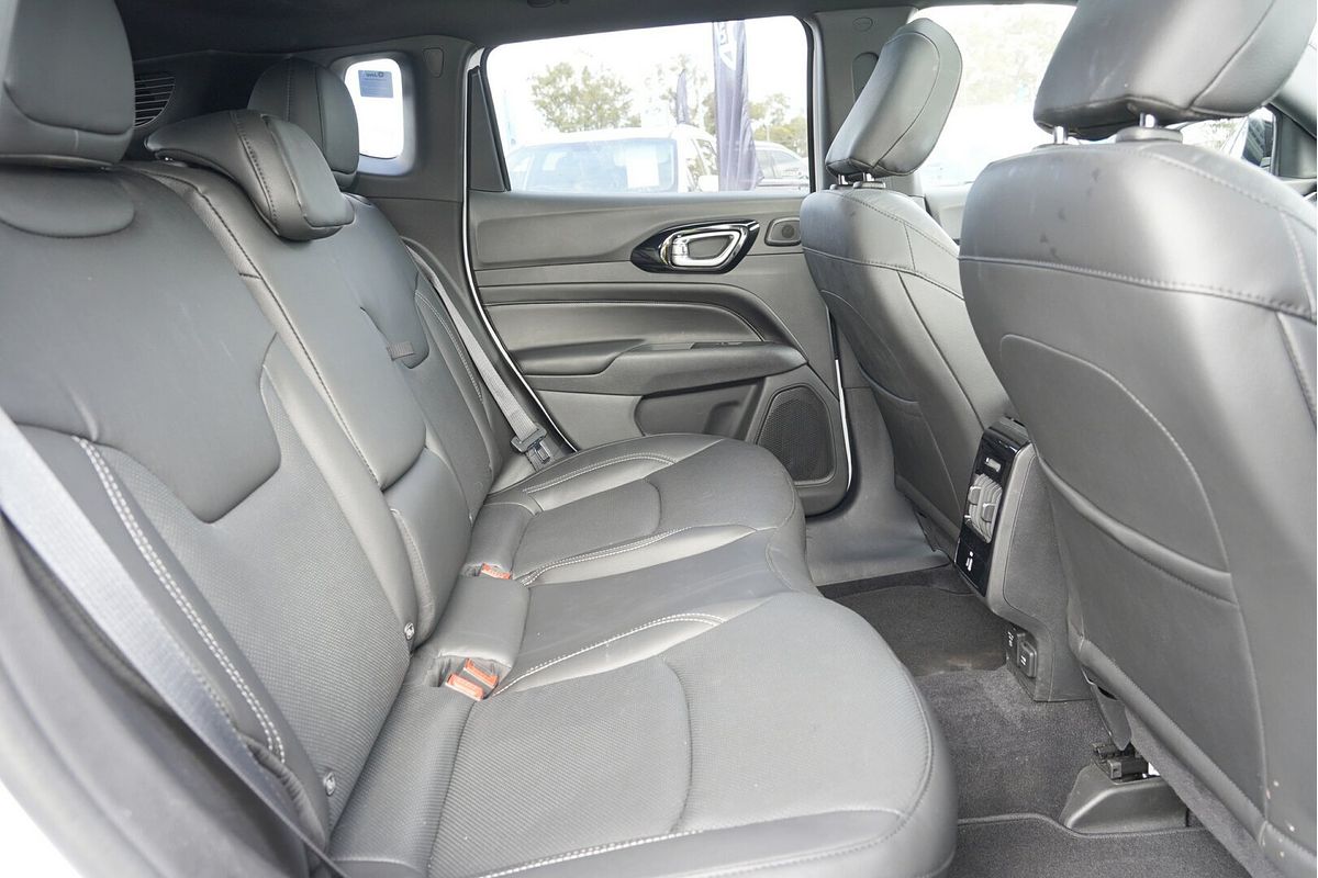 2023 Jeep Compass S-Limited M6
