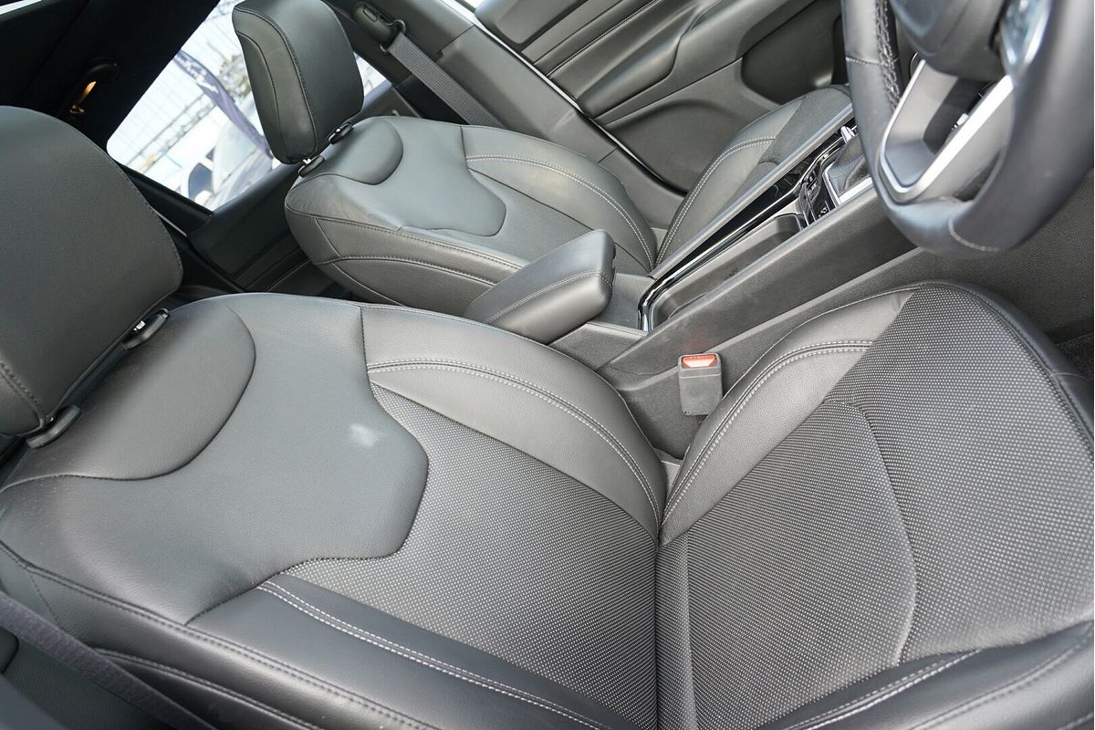 2023 Jeep Compass S-Limited M6