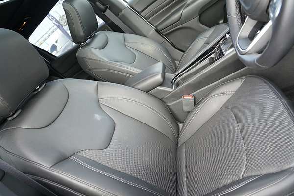 2023 Jeep Compass S-Limited M6