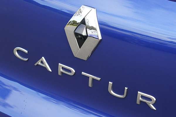 2022 Renault Captur R.S. Line XJB